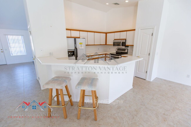 Building Photo - 24625 S Rosewood Dr