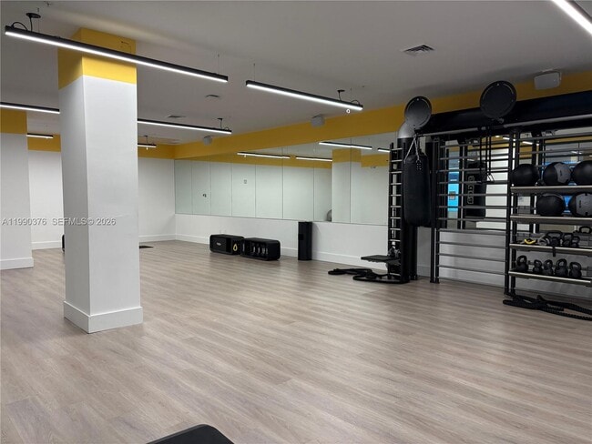 Building Photo - 7661 NW 107th Ave