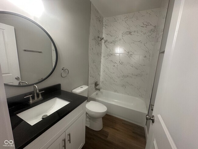 Building Photo - 2612 Boulevard Pl