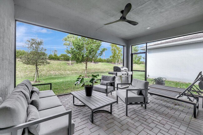Building Photo - 11740 SW Aquila Wy
