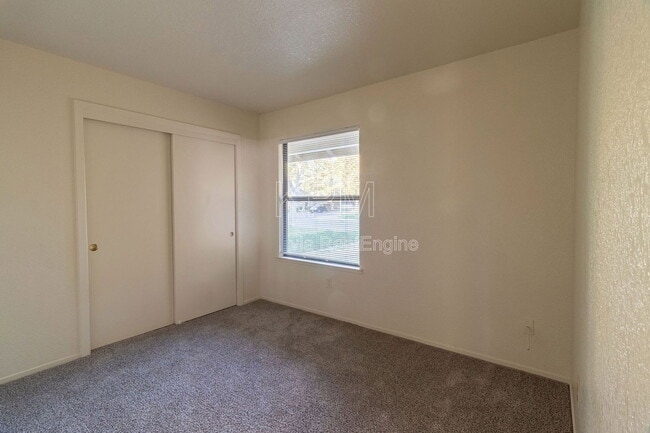 Building Photo - 8941 Blue Fox Way