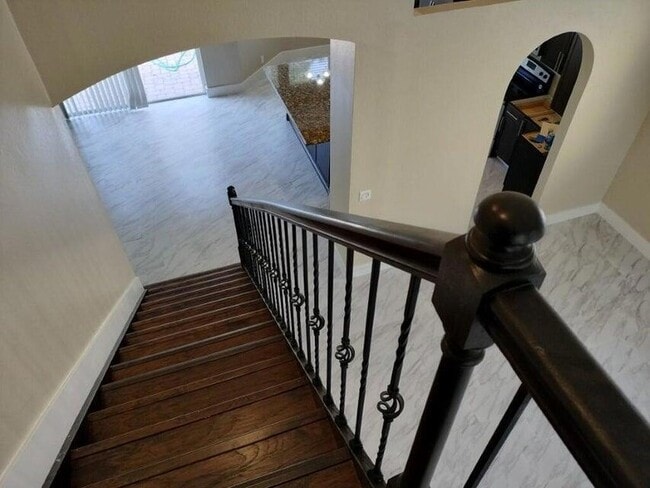 Building Photo - 5671 Sunberry Cir