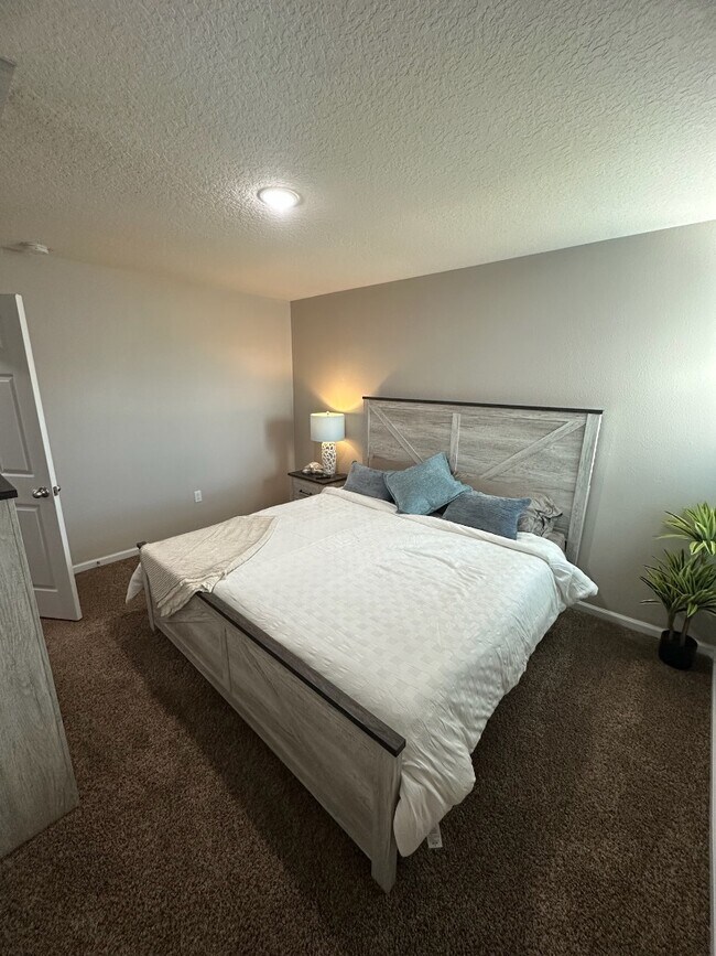 Building Photo - 852 Capitol Pkwy