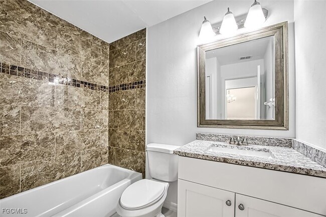 Building Photo - 16840 Sanibel Sunset Ct