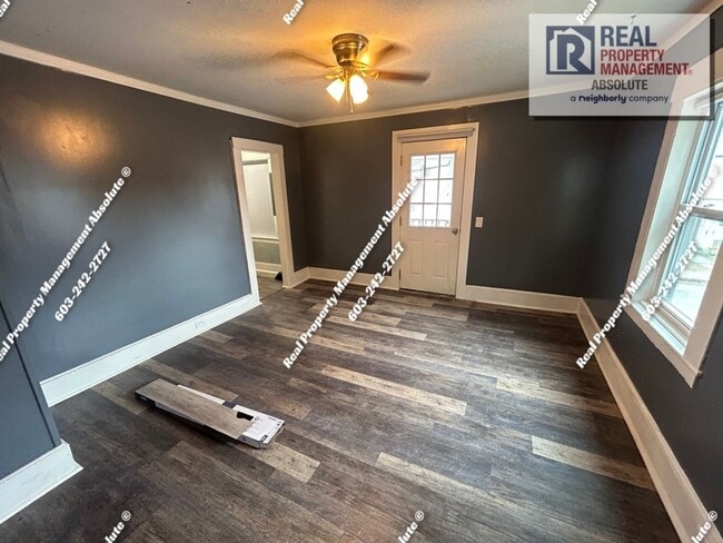 Building Photo - 50 W Bow St