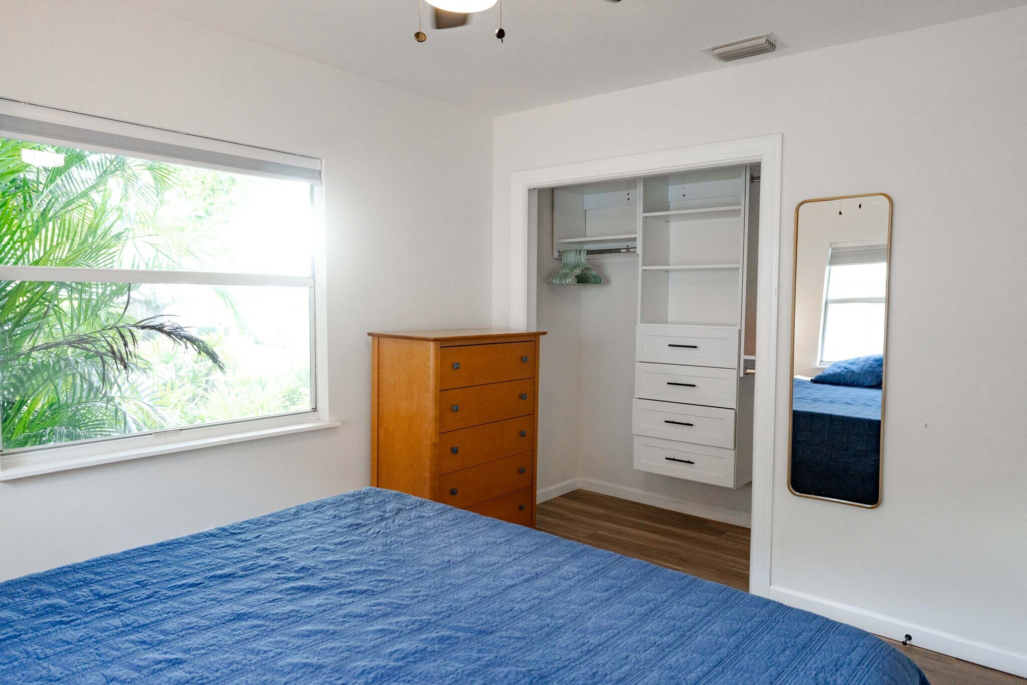 Building Photo - 704 Yelvington Ave