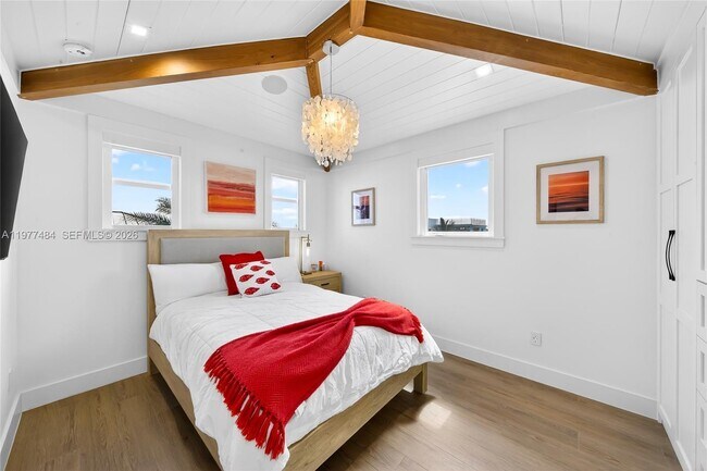 Building Photo - 146 Mockingbird Rd