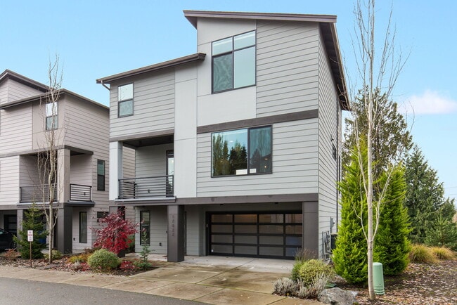 Building Photo - 17822 19th Ave W