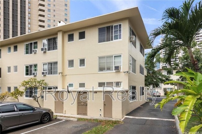 Building Photo - 1821 Lipeepee St