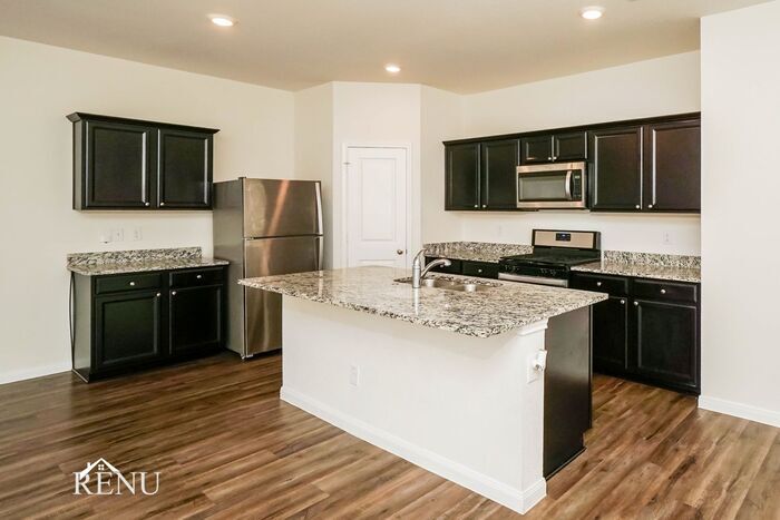 Building Photo - 5015 Firefly Hls