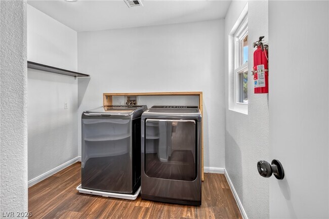 Building Photo - 1303 Pecan Tree Ct