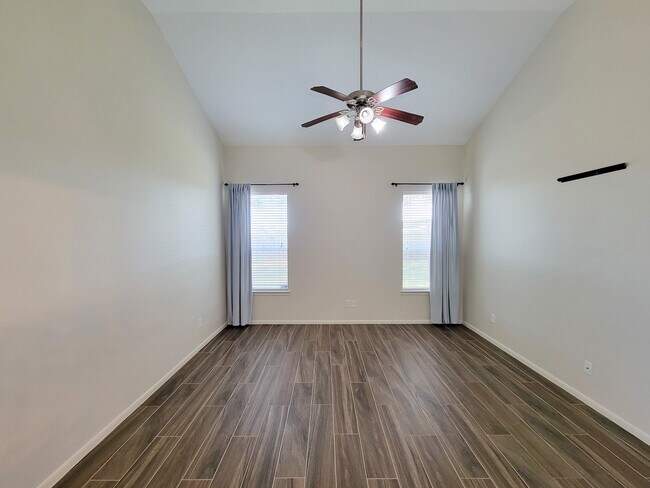 Building Photo - 6511 Canyon Mist Ln