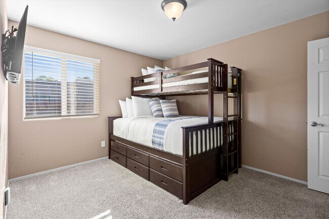 Building Photo - 14836 N Moon Valley Dr