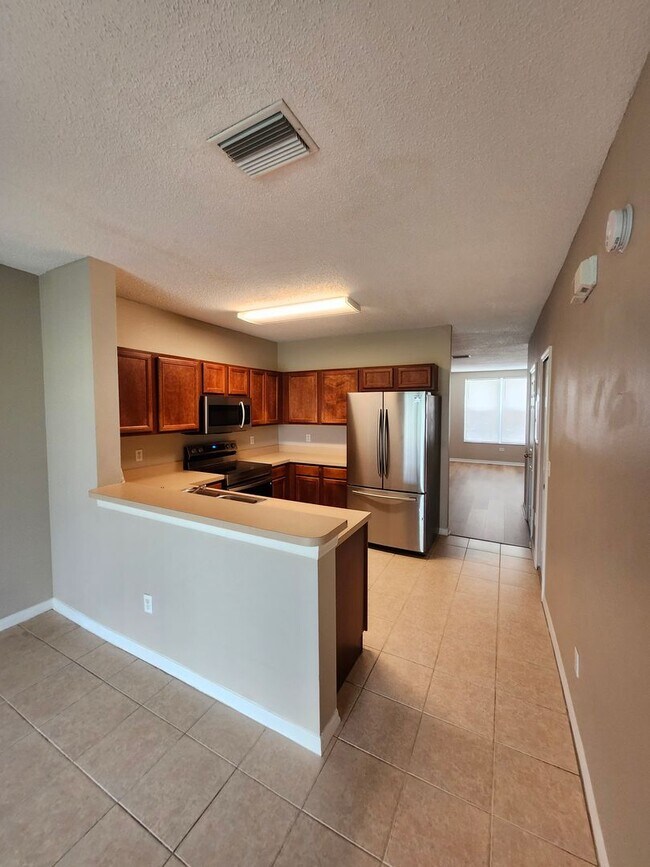 Building Photo - 6330 Osprey Lake Cir