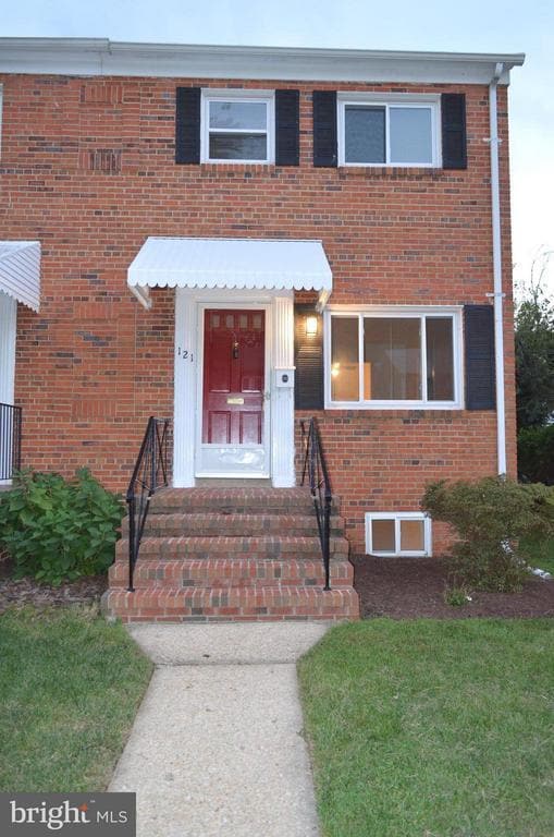 Building Photo - 121 E Glendale Ave