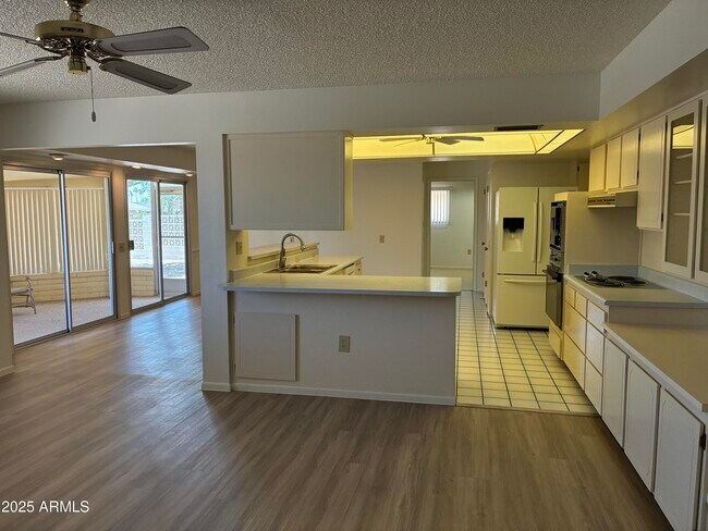 Building Photo - 17807 N 125th Dr