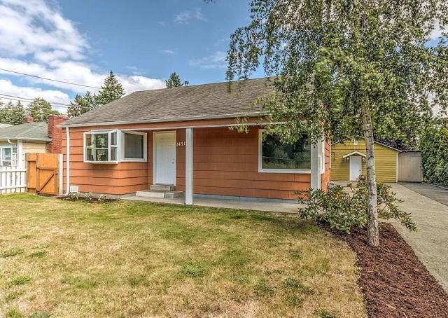 Primary Photo - 2 bedroom in Seattle WA 98133