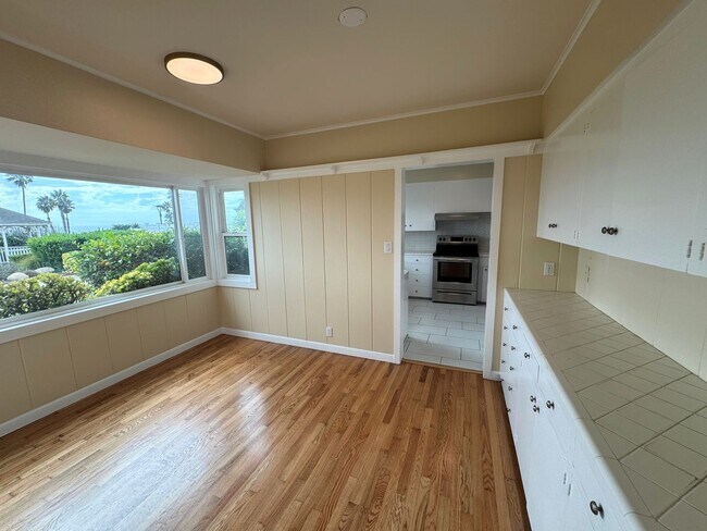 Building Photo - Hillside Ventura Home- Gorgeous Ocean View!!