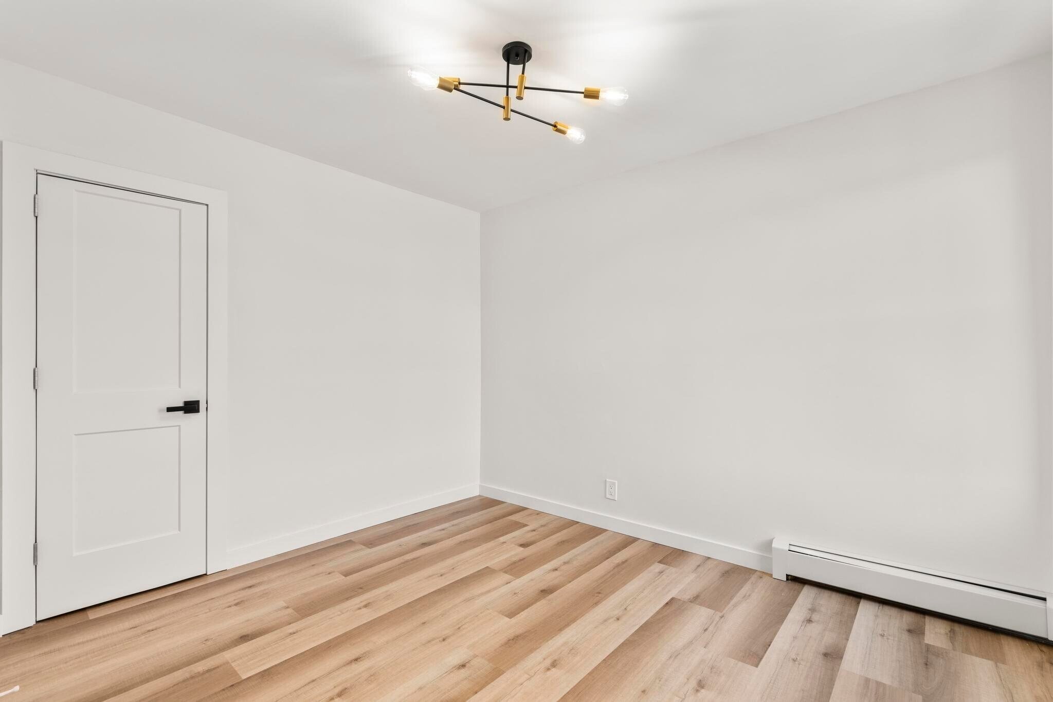 Building Photo - 431-431 N Main St