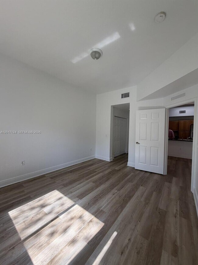 Building Photo - 3335 Palomino Dr