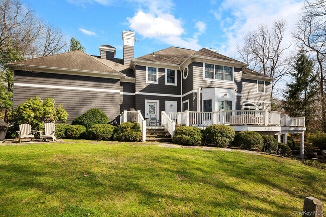 Building Photo - 105 Hardscrabble Lake Dr