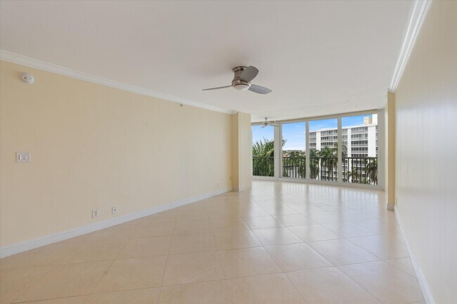 Building Photo - 3300 S Ocean Blvd