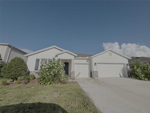 Building Photo - 8288 SW 59th Ave