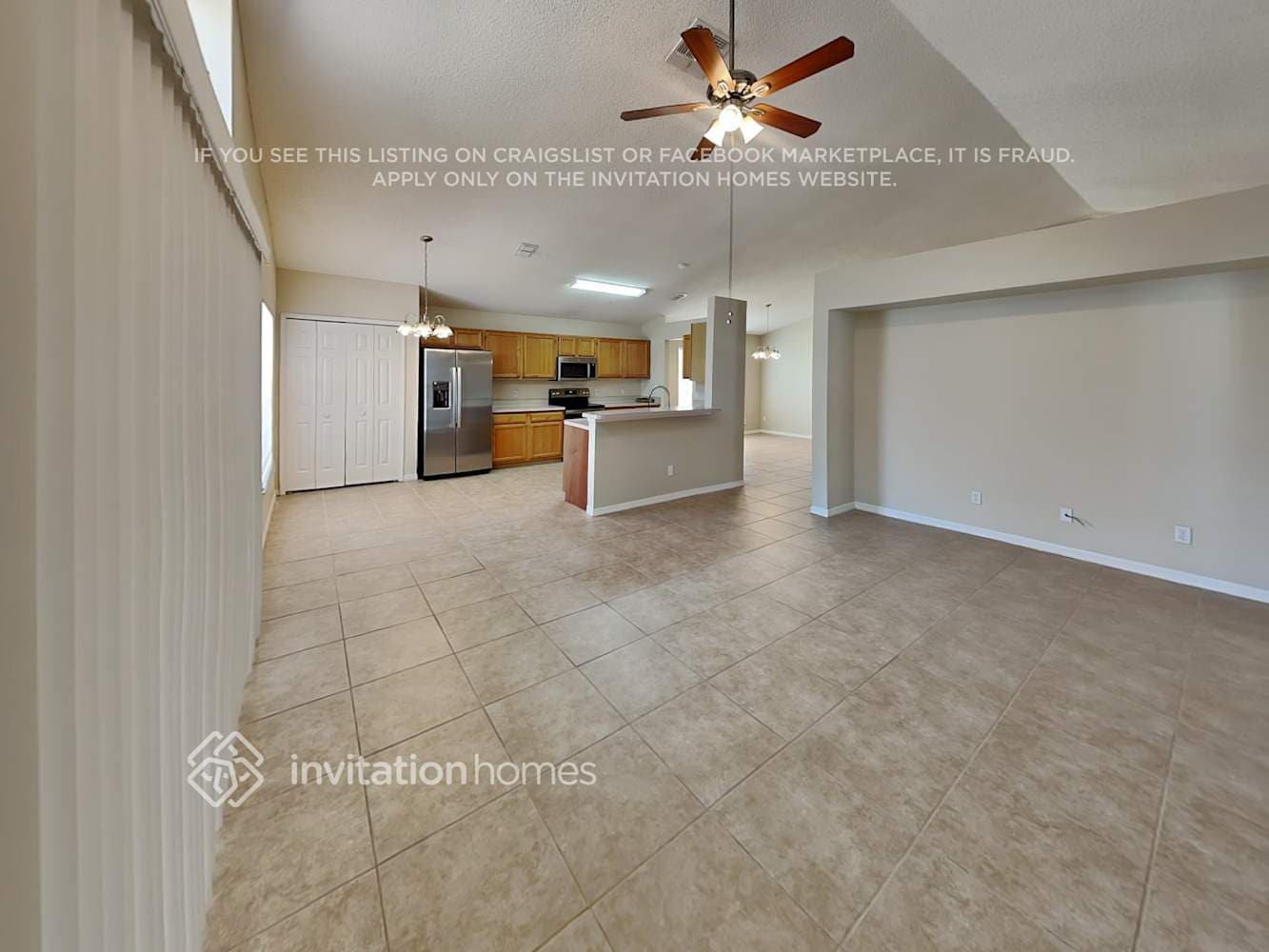 Building Photo - 1733 Snaresbrook Way