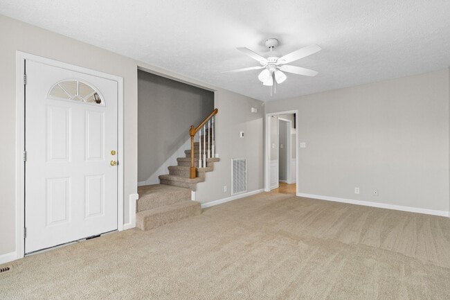 Building Photo - 3437 Kingfisher Dr