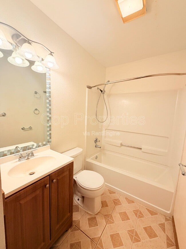Building Photo - 3632 Candleknoll Cir