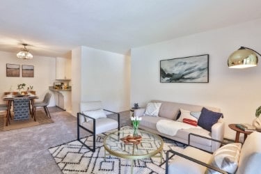 Building Photo - 1760 Halford Ave