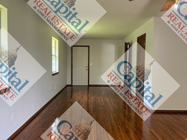 Building Photo - Welcome Home!