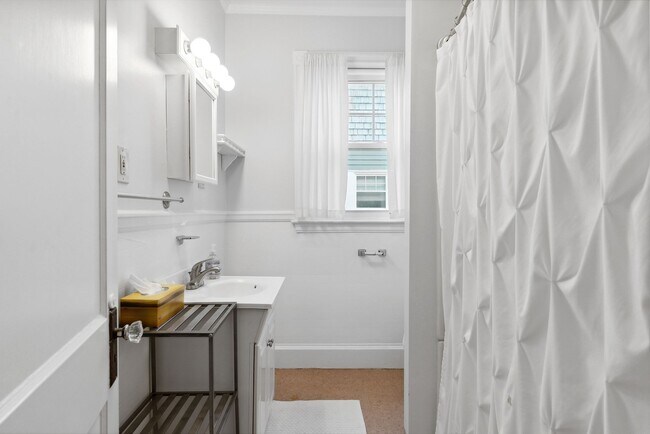 Building Photo - 151 Dartmouth St