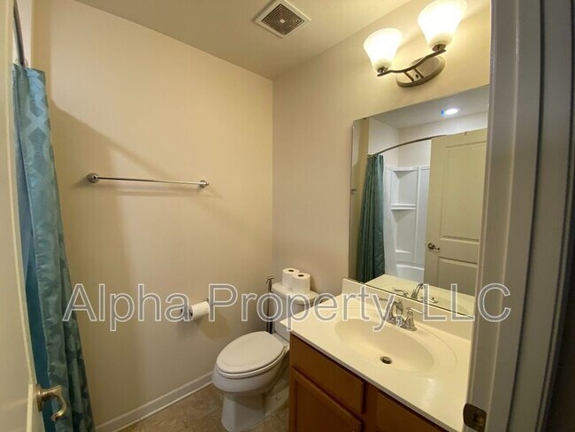 Building Photo - 308 Corday Ln