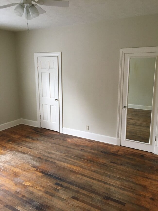 Building Photo - 1143 A&amp;B N Broad St.