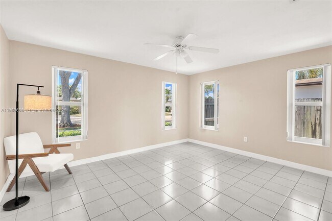 Building Photo - 9200 SW 54th St
