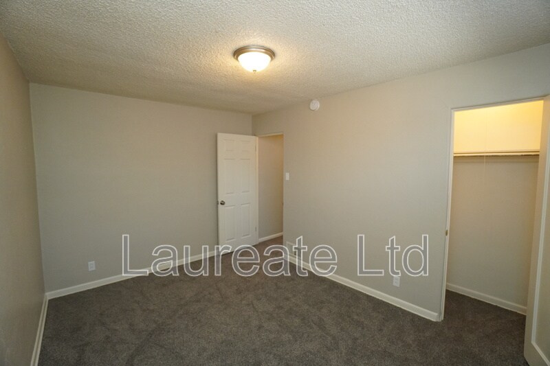 Building Photo - 4805 W 14th Ave