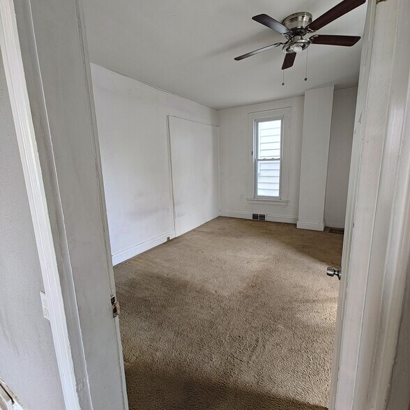 Building Photo - 509 S Main St