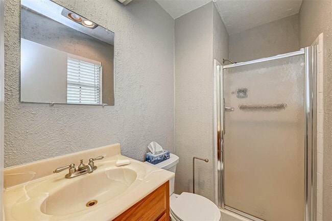 Building Photo - 17103 Blackhawk Blvd
