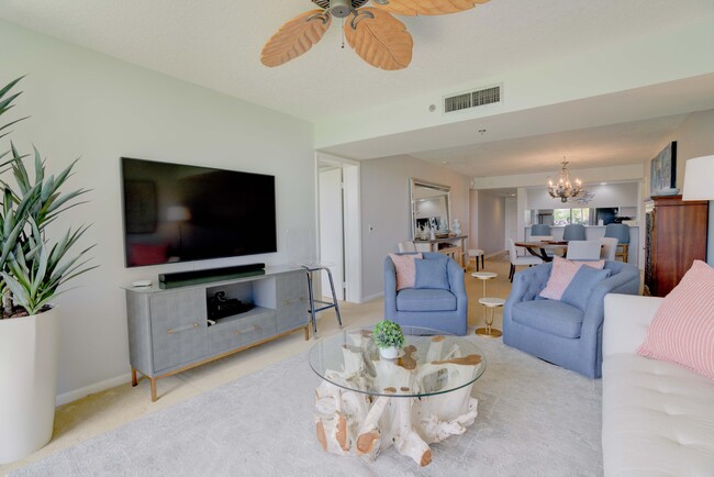 Building Photo - 201 S Seas Dr