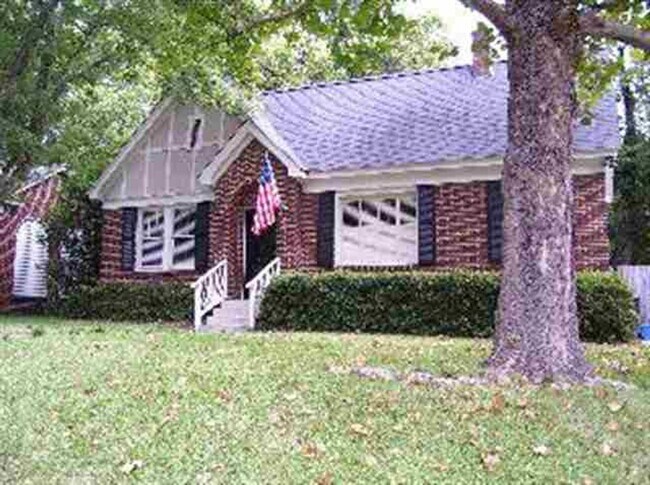 Primary Photo - 4bed/2 bath close to USC, Five Points