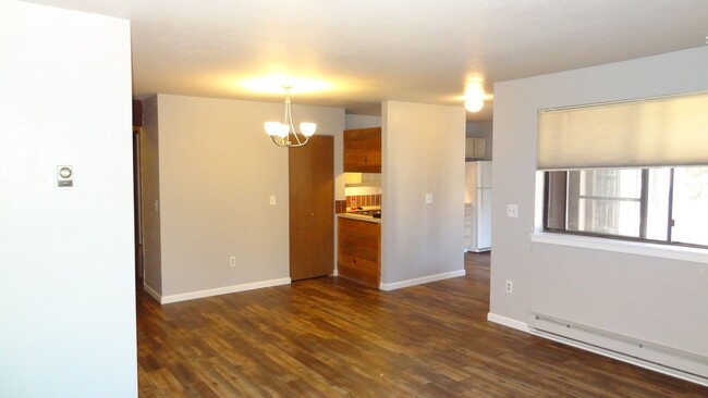 Building Photo - 2 Bedroom Condo in South Boulder!