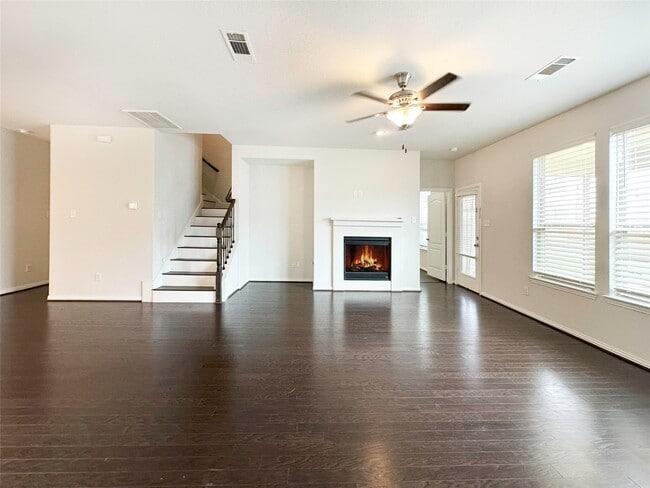 Building Photo - 23610 Carducci Dr