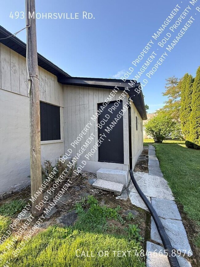 Building Photo - 493 Mohrsville Rd