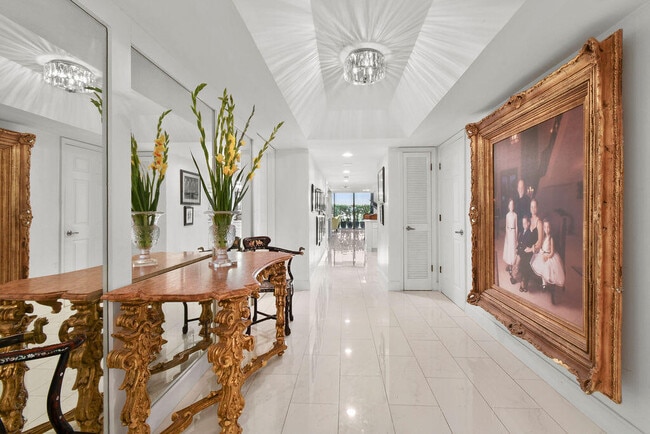 Primary Photo - 4000 S Ocean Blvd