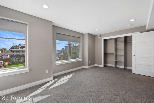 Building Photo - 3 br, 3.5 bath House - 2127 Lowell Blvd