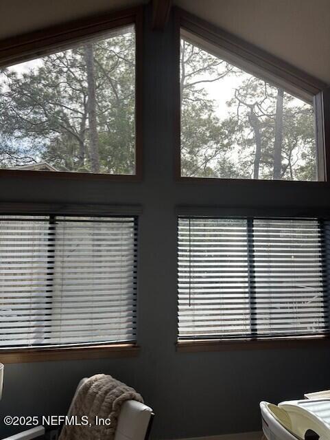 Building Photo - 12238 Spiney Ridge Dr S