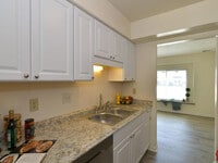 Building Photo - HILLTOP AREA FOR RENT!