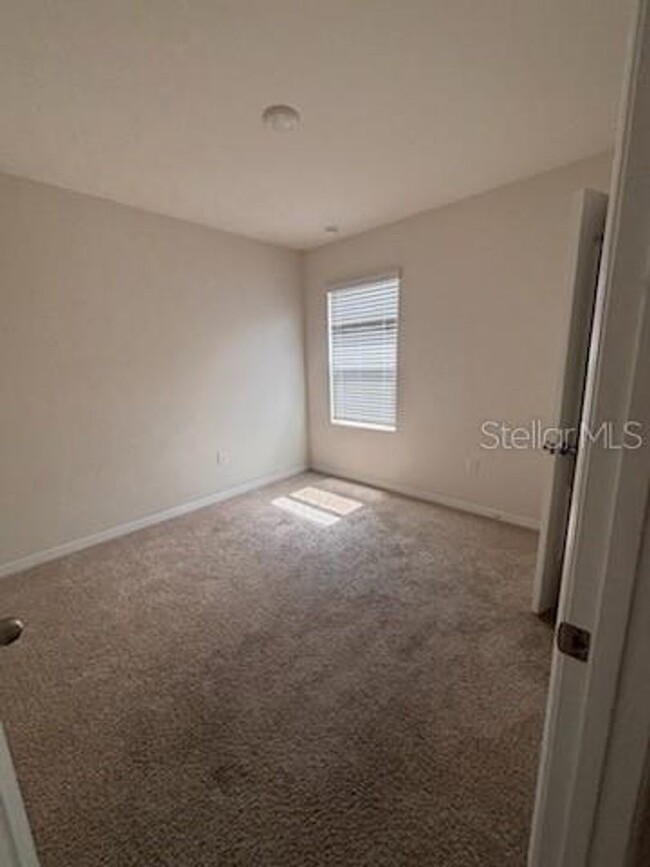 Building Photo - Kindred Rental Home