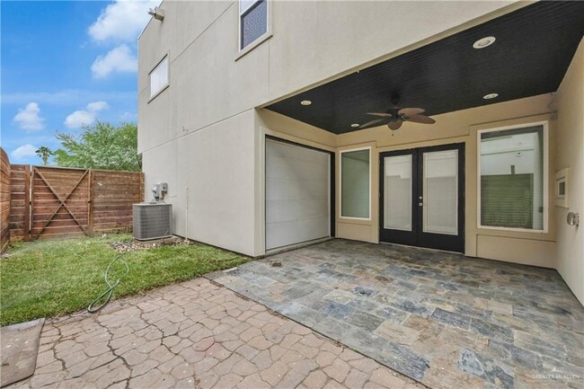 Building Photo - 24 S 4th St